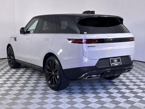 2025 Land Rover Range Rover Sport P360 SE
