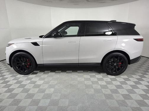 2025 Land Rover Range Rover Sport P360 SE