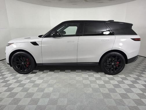 2025 Land Rover Range Rover Sport P360 SE