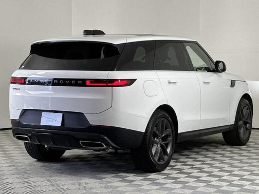 2025 Land Rover Range Rover Sport P360 SE