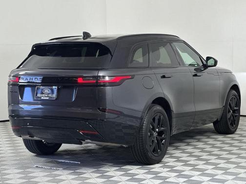 2025 Land Rover Range Rover Velar P250 Dynamic SE