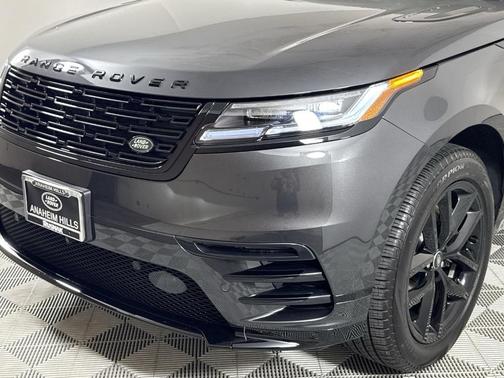 2025 Land Rover Range Rover Velar P250 Dynamic SE