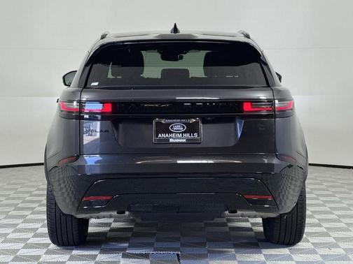 2025 Land Rover Range Rover Velar P250 Dynamic SE