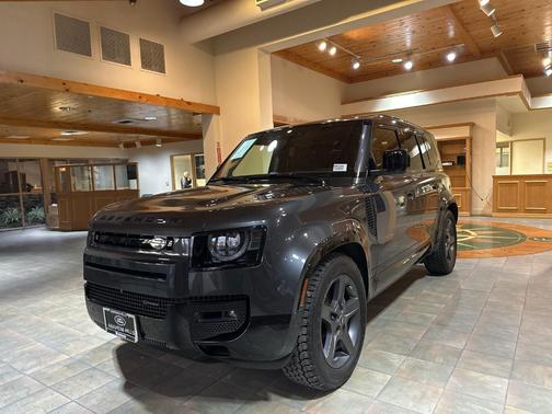 2023 Land Rover Defender 110 X-Dynamic SE