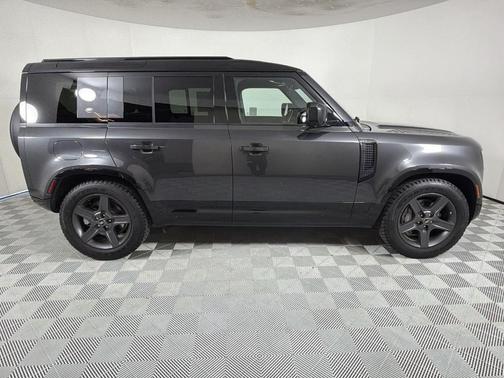 2023 Land Rover Defender 110 X-Dynamic SE
