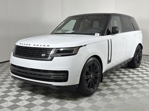 2025 Land Rover Range Rover P400 SE