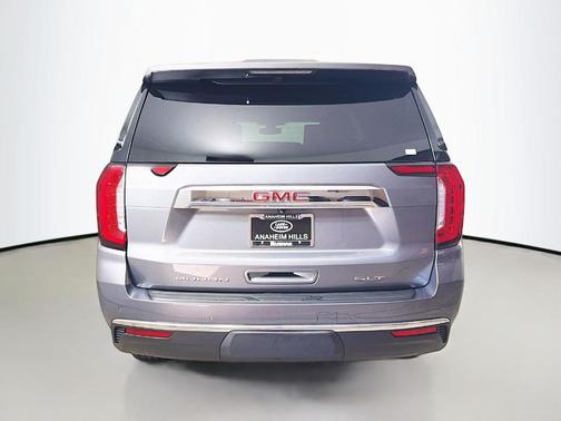 Satin Steel Metallic 2022 GMC Yukon XL SLT