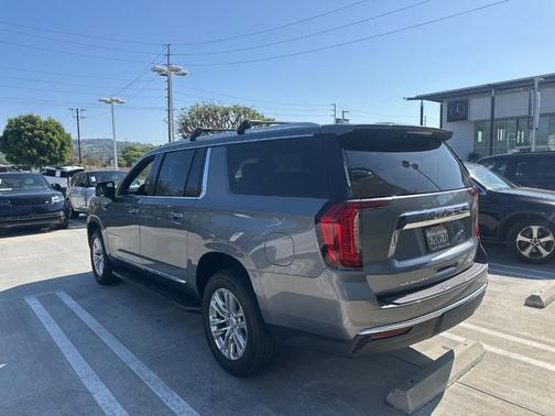 Satin Steel Metallic 2022 GMC Yukon XL SLT
