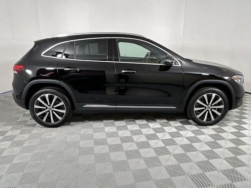 2023 Mercedes-Benz GLA 250 Base