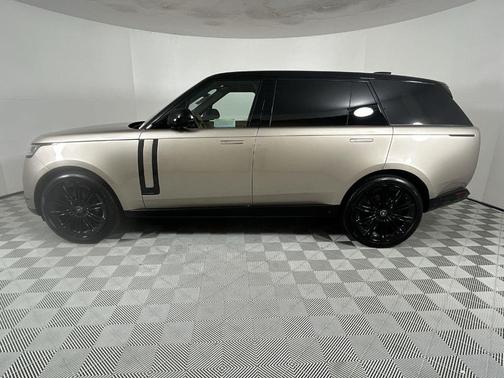 2025 Land Rover Range Rover AUTOBIOGRAPHY