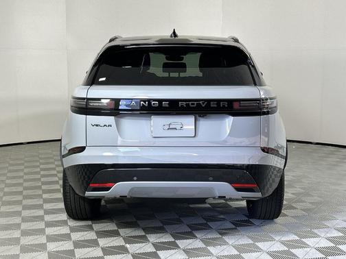2026 Land Rover Range Rover Velar Dynamic SE