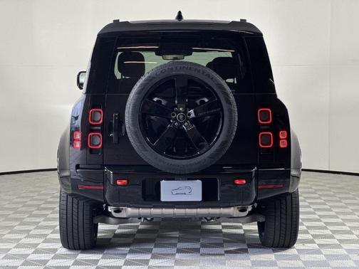2025 Land Rover Defender P400 X