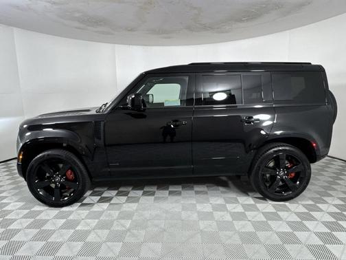 2025 Land Rover Defender P400 X