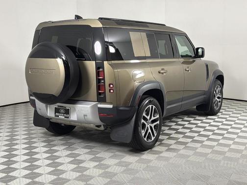 2025 Land Rover Defender P400 S