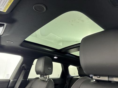 2025 Land Rover Range Rover Evoque Core S