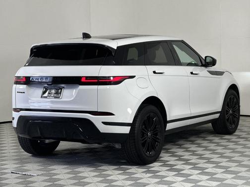 2025 Land Rover Range Rover Evoque Core S