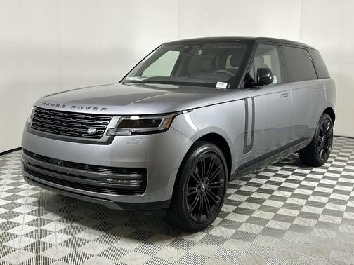 2025 Land Rover Range Rover P400 SE 7 Seat