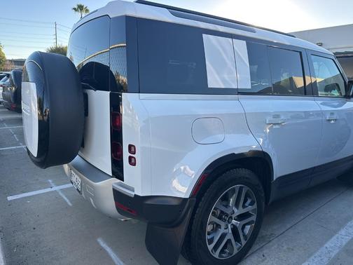 2025 Land Rover Defender P400 S