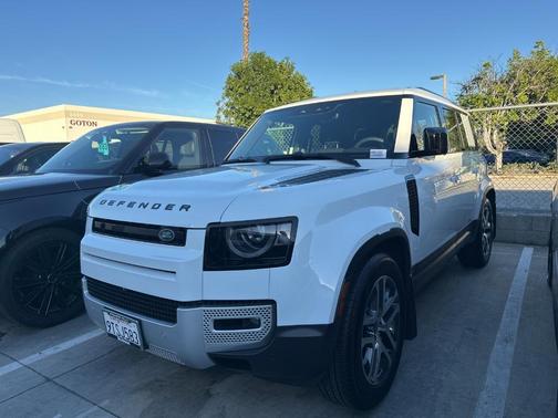 2025 Land Rover Defender P400 S