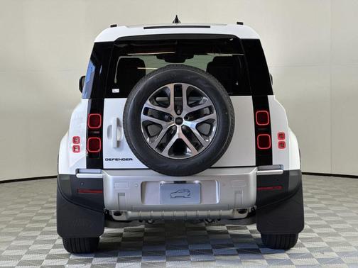 2025 Land Rover Defender P400 S