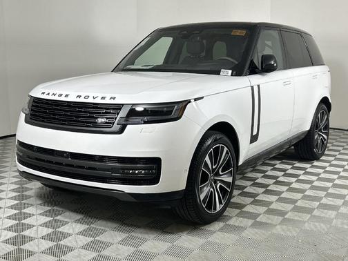 2025 Land Rover Range Rover P550e SE