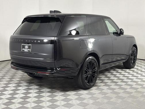 2026 Land Rover Range Rover P400 SE