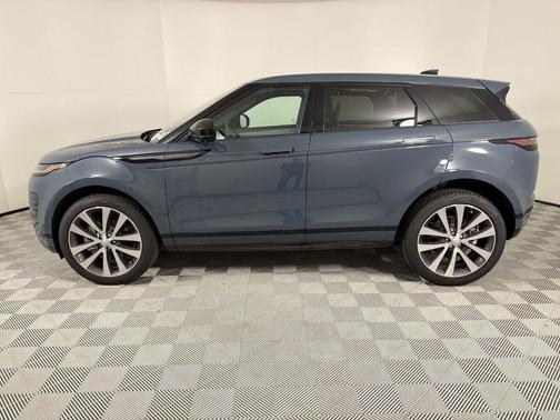 2026 Land Rover Range Rover Evoque Dynamic SE