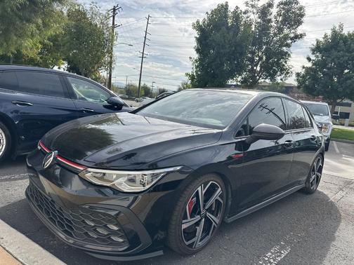 2024 Volkswagen Golf GTI 2.0T SE