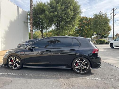 2024 Volkswagen Golf GTI 2.0T SE