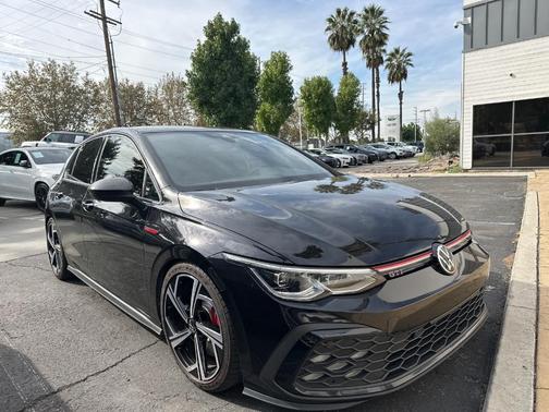2024 Volkswagen Golf GTI 2.0T SE