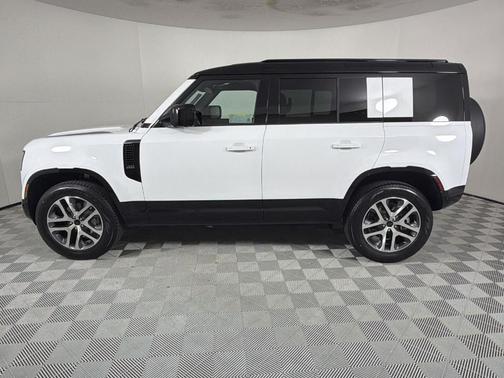 2026 Land Rover Defender P400 X-Dynamic SE