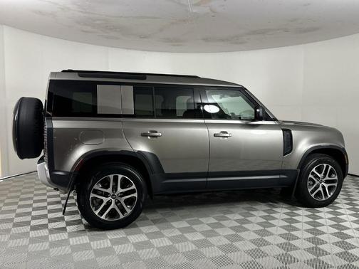 2025 Land Rover Defender P300