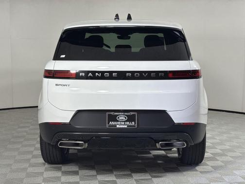 2026 Land Rover Range Rover Sport SE