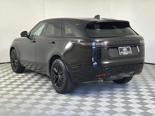 2025 Land Rover Range Rover Velar P400 Dynamic SE
