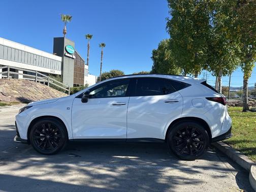 2024 Lexus NX 450h+ F SPORT Handling