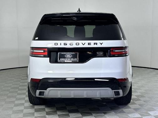 2020 Land Rover Discovery Landmark