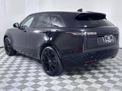 2025 Land Rover Range Rover Velar P400 Dynamic SE