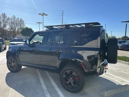 2020 Land Rover Defender 110 X