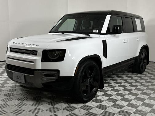 2025 Land Rover Defender P500 X-Dynamic SE