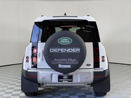 2023 Land Rover Defender 110 Standard