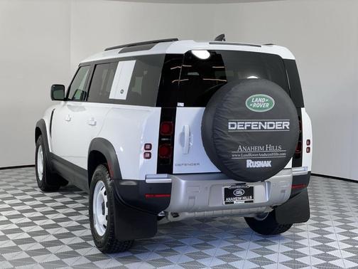 2023 Land Rover Defender 110 Standard