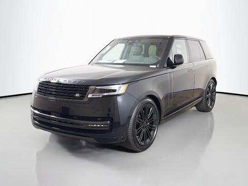 Santorini Black 2026 Land Rover Range Rover P400 SE
