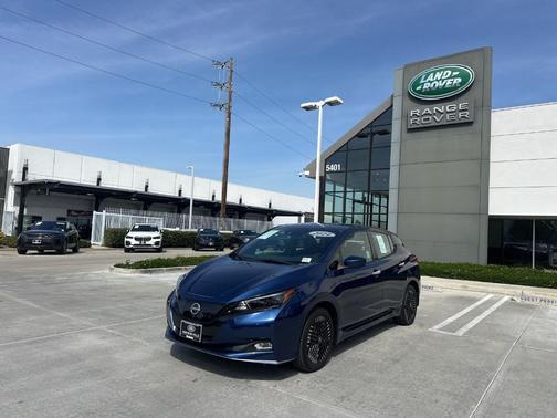 2024 Nissan Leaf SV PLUS