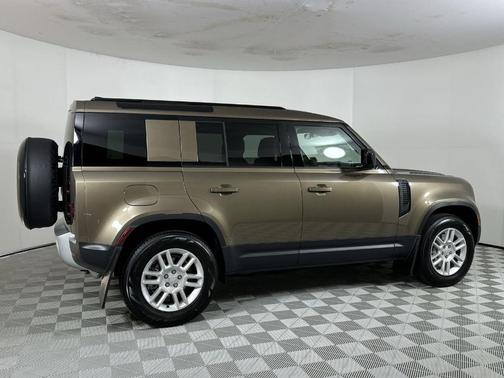 2025 Land Rover Defender P400 S