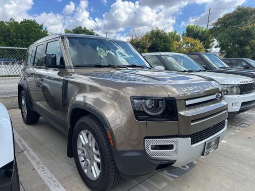 2025 Land Rover Defender P400 S