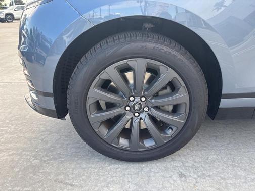 Byron Blue 2023 Land Rover Range Rover Velar S R-Dynamic