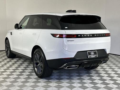 2025 Land Rover Range Rover Sport P360 SE