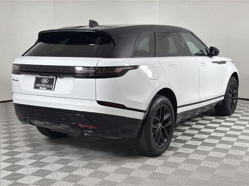 2025 Land Rover Range Rover Velar P250 Dynamic SE