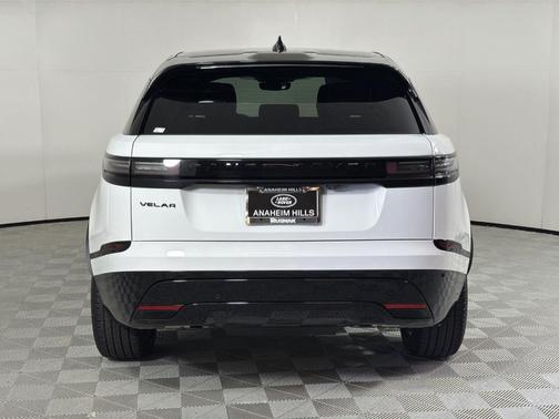 2025 Land Rover Range Rover Velar P250 Dynamic SE