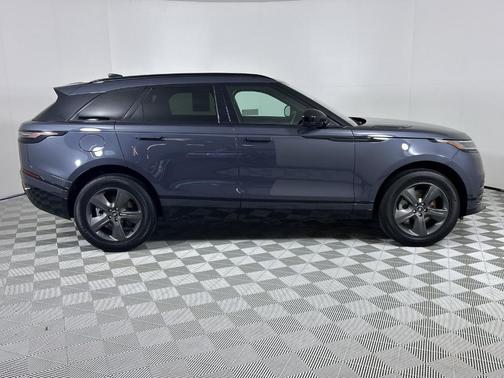 2025 Land Rover Range Rover Velar P250 Dynamic SE